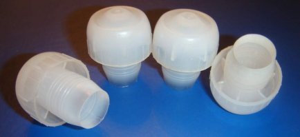 Советское шампанское осталось, а вот таких пробок уже днём с огнём не найти.