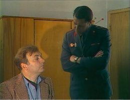 Михаил Михайлович даже в знаменитых "Знатоках" снялся.
Кадр из сериала "Следствие ведут ЗнаТоКи. Дело   15. Ушёл и не вернулся"