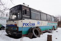 Просто "автор" криво скопировал статью

Оригинал