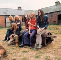 Скончался гитарист группы Motörhead Эдди Кларк