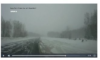 Водитель: - я 10 лет за рулем, думал проскочу.
Поворот: - я 50 лет здесь, у меня хрен проскочишь.

Похоже что кто-то прямо недавно до регика на правую обочину похожим образом ушел.