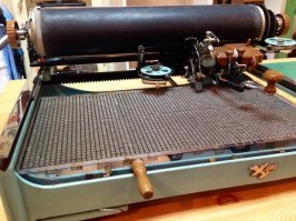 Мучения китайских операторов ПК или как выглядит настоящая клавиатура из КНР (3 фото)