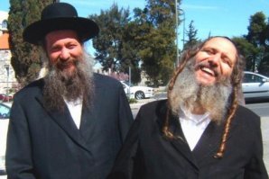 Сатирические иллюстрации Асафа Хануки, которые заставляют задуматься