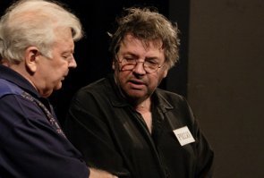 Нахрииина нам чужие мужики.???