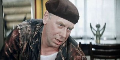 Видео пьянок выкладывают только идиоты или дегенераты... За это убивать надо.