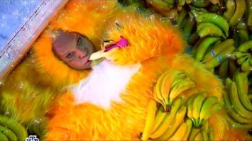 В закрытых в учебных заведениях  для мальчиков  всякое бывает. Например: частные школы в Британии, военные училища в РИ (см. стихи  Лермонтова) и т.д. Однако  в данном случае шквал негодования, трагичные заламывания рук  и репрессии к участникам  ролика безосновательны.
Тем более что никого не уволили с ТВ после демонстрации в новогоднюю ночь подобного.