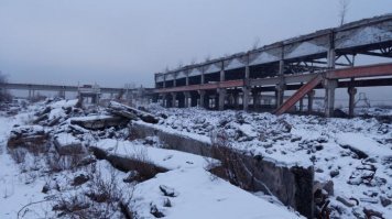 Вот еще пара фото заводов моего региона:
кск,пош,хксм,жби, вагонгмаш и многие другие заводы моего региона разрушены. Республика Хакасия.