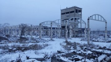 Вот еще пара фото заводов моего региона:
кск,пош,хксм,жби, вагонгмаш и многие другие заводы моего региона разрушены. Республика Хакасия.