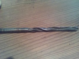 У меня были сверла бананы и сверло даже не знаю как его назвать.