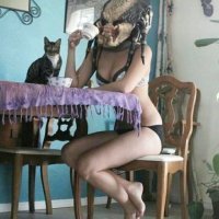 Макияж еще не нанесла)