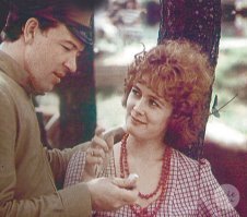 Изумление Нийи вполне понятно. Она никак не ожидала увидеть живой пани Ядвигу Ковальскую, польскую шпионку. :)