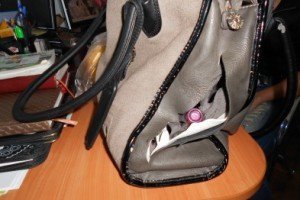 Интересное изобретении,  смотрите скоро во всех трамваях страны....