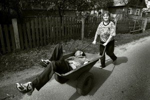 или везут домой.....