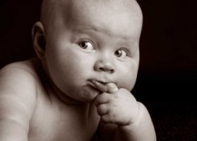 Процесс рождения сенсации.))