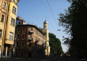 Санкт-Петербург, бывший проспект Карла Маркса, ныне Большой Сампсониевский ...

а вот проспект Энгельса - "собрата Маркса" сохранился ...