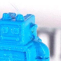 Это 3d печать дешевым мокрым пластиком с высокой температурой, с шатающимся столом