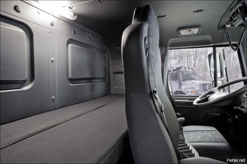 Как выглядит дом на колесах за 300 000 долларов