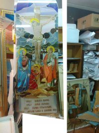 Да ладно.. я не гений.
Мне до Сальвадора Дали как до Луны. Да какого хрена Луны? Как до Альфа Центавры.

но вот одно из моих произведений, фотку я сфотошопил, витраж больно уж неудобно стоял. Под наклоном стоял.