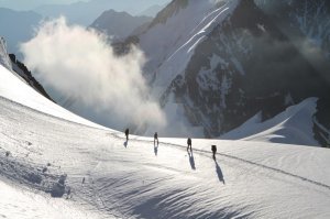 Горный Алтай. Облака либо внизу, либо передвигаться прямо сквозь них.