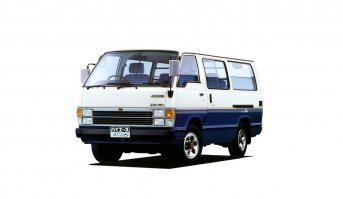 Coast Lines не стилизован под американцев, кто это писал? Он стилизован под тойоту hiace H50 1982-1989 годов выпуска.