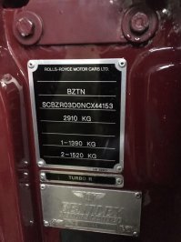 Красивая машина ролс ройс бентли-т