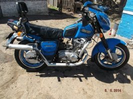 Сколько дерьмо не посыпай шоколадом, оно, к сожалению, вкуснее не станет... 
Но выпускная система безусловно шедевр.