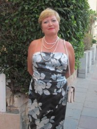 кто там мечтает о трусиках где алмазы??? а Вот и героиня, о которой сегодня речь))