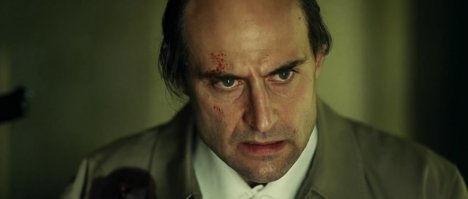 на 5.47 по времени - актёр мне сильно напоминает Сортера, из фильма револьвер 2005г.