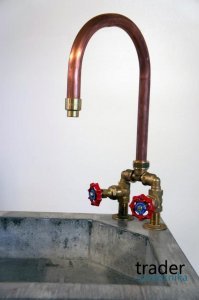 Чего-то не очень правильный пост. Надо было так:

Часто ли у вас течёт кран? Во всём виновата кран-букса. Но правильно было бы её называть "кусок г*вна", потому, что правильные кран-буксы не ломаются. Многие пытались починить это самостоятельно. Отключали воду, снимали размеры, бегали по магазинам. Во-первых непонятно, зачем существуют в природе 100500 этих видов г*вна, отличия меж собой которых может разглядеть разве только специалист, ну или незадачливый покупатель, который купил-принёс, а там резьба; глубина; прокладка; диаметр - не подходят и надо бежать вновь искать. Во вторых, что толку покупать такой же кусок г*вна, который так же сломается, ведь очевидно же, что это не кран-букса а беспомощные кусочки г*вна!
В завершении нашего обзора хочу сообщить, что настоящая запорная арматура представляет из себя например надёжные шаровые краны, поэтому вам никогда в жизни даже и знать не нужно будет, что такое кран-букса: из доступных по деньгам смесителям - все некачественные и ломаются через 1 год (!?!). Поэтому пошло оно туда, откуда пришло!!!