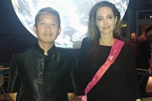 Автор ты окуел...какая половина населения этой планеты,ниже фото её в январе и не забудь ей 42,а два года назад весила 36 кг...
Короче пост г....!