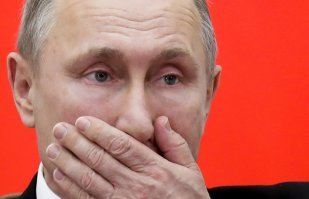 Охранник в порыве злости не рассчитал силы и отправил в нокаут задиру