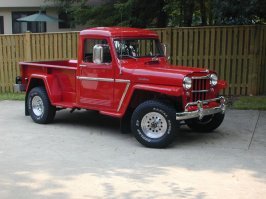 Еще из необычного был еще Willys Jeep Truck пикап на базе Willys, который выпускался с 1947 по 1965г.