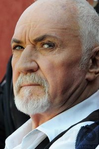 Супер статья! Узнал много интересного про любимый фильм! Спасибо!
ЗЫ, как же несостоявшийся Фокс (Борис Химичев) похож с Беном Кингсли.