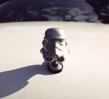 Маскоты или накапотные фигурки