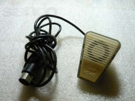 вот гнездо и ее вариант микрофона: