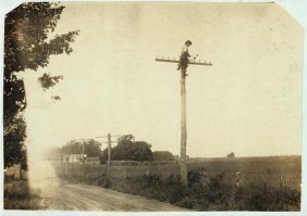 Малолетний монтажник телеграфной линии в Кунтукки, август 1916 года.