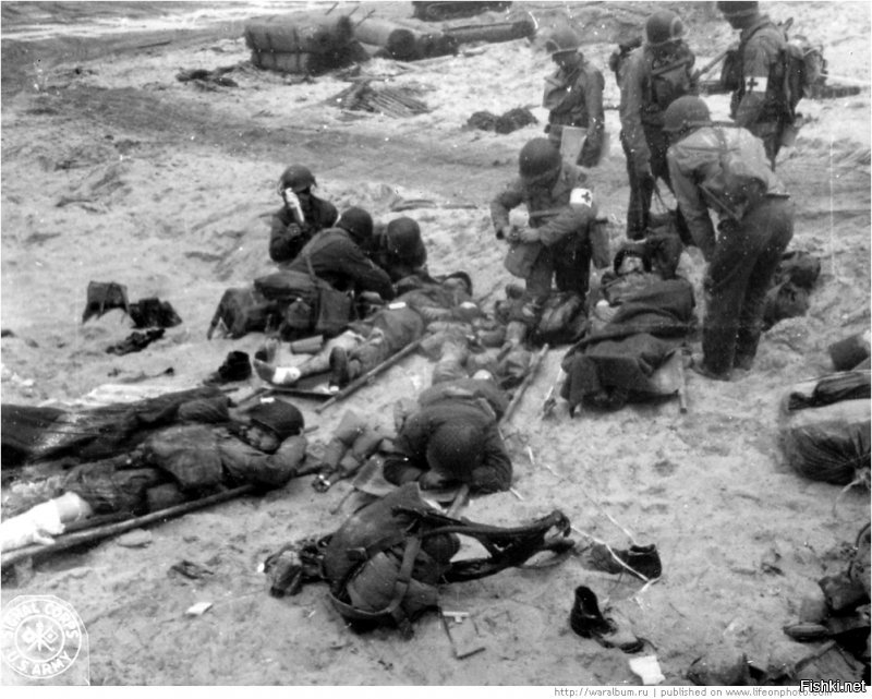 Пропагандистские заказные фото.
А вот что снимали сами солдаты: