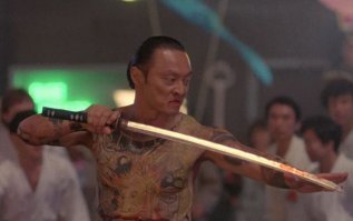 Довольно колоритный злодей, хотя его трудно назвать мастером единоборств - Кэри-Хироюки Тагава.