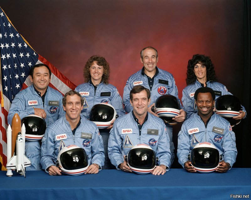 Если в экипаже челнока 7 астронавтов, из них 2 женщины и один негр - челноку звездец.