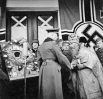 Шнур написал новое стихотворение, в котором сравнил храмы с борделями