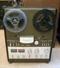 Спасибо! Мечтал в юности иметь, да зарплата родителей не позволяла... Потом уж в 79-ом "Соната-308" появилась, а за ней "СОЮЗ-110". Второй ещё пашет!