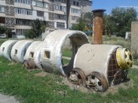 Завидовать не хорошо.)