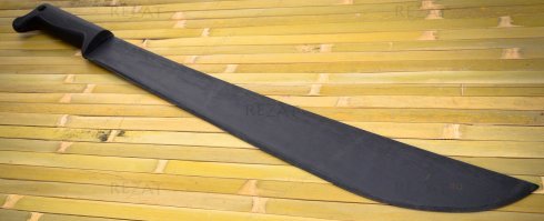 Для самозащиты лучше всего голова с мозгами.
А доставать эффектнее не этот кухонник, а что-то поболе.