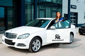 Кому интересно, посмотрите инстаграм @sorvannaya/vishenka (сами поменяйте написание)... вот там лютый писпец)))) паря пишет о заработке не менее 2млн в месяц, за декабрь хвастанулся 6,5млн заработка, кароч, если вкратце, все купаются в роскоши, по жизни только путешествуют, бабосики ведь капают сами по себе))))) почти каждый третий через полгода, максимум год получают мерседес!!!!! ведь бизнес с NL это просто))))) только никто не говорит, что их продукт надо покупать за свои деньги, и будешь ты полевым солдатом в окопах, но нет нет нет, что я говорю, там все успешные миллионеры на мерседесах))))