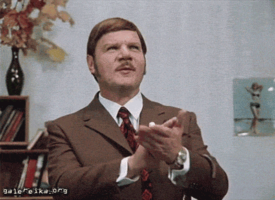 Авария дня. Шкода столкнулась с электричкой в Подмосковье