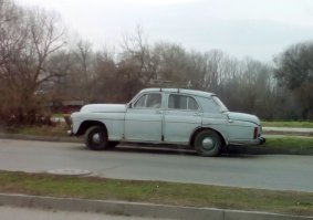 Вчера снял. Это "Варшава" или "Победа"?