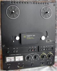 Ноту 101 можно лицезреть и даже попытатся найти в продаже на барахолках под названием Комета 120 т.к по механике и электронике они идентичны ибо Новосибирское ПО "Луч" и Новосибирский завод ТочМаш тесно взаимедействовали с друг другомдаже экраны закрывающие головку воспроизведения одинаковые. В последствии кассетник Нота 225 был точной копией выпускаемой Кометы 225.