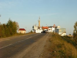 Почти каждый год там бываю, до 6-го и 7-го шлюза совсем не долго на машине ехать. Очень красиво там. Выше пейзажи меняются и становятся ещё красивее, несколько фото с нижних шлюзов: