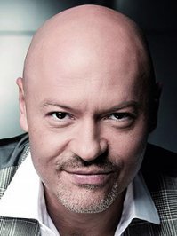 Как выглядит восковая депиляция головы