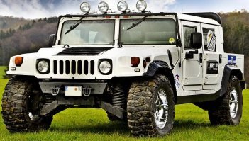 Внедорожник,очень даже не плохой!!